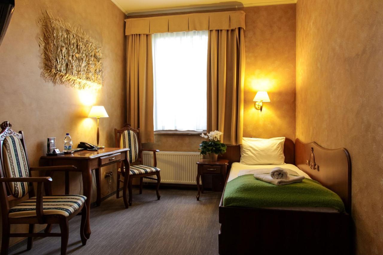 Hotel Ksiecia Jozefa Poznań Esterno foto