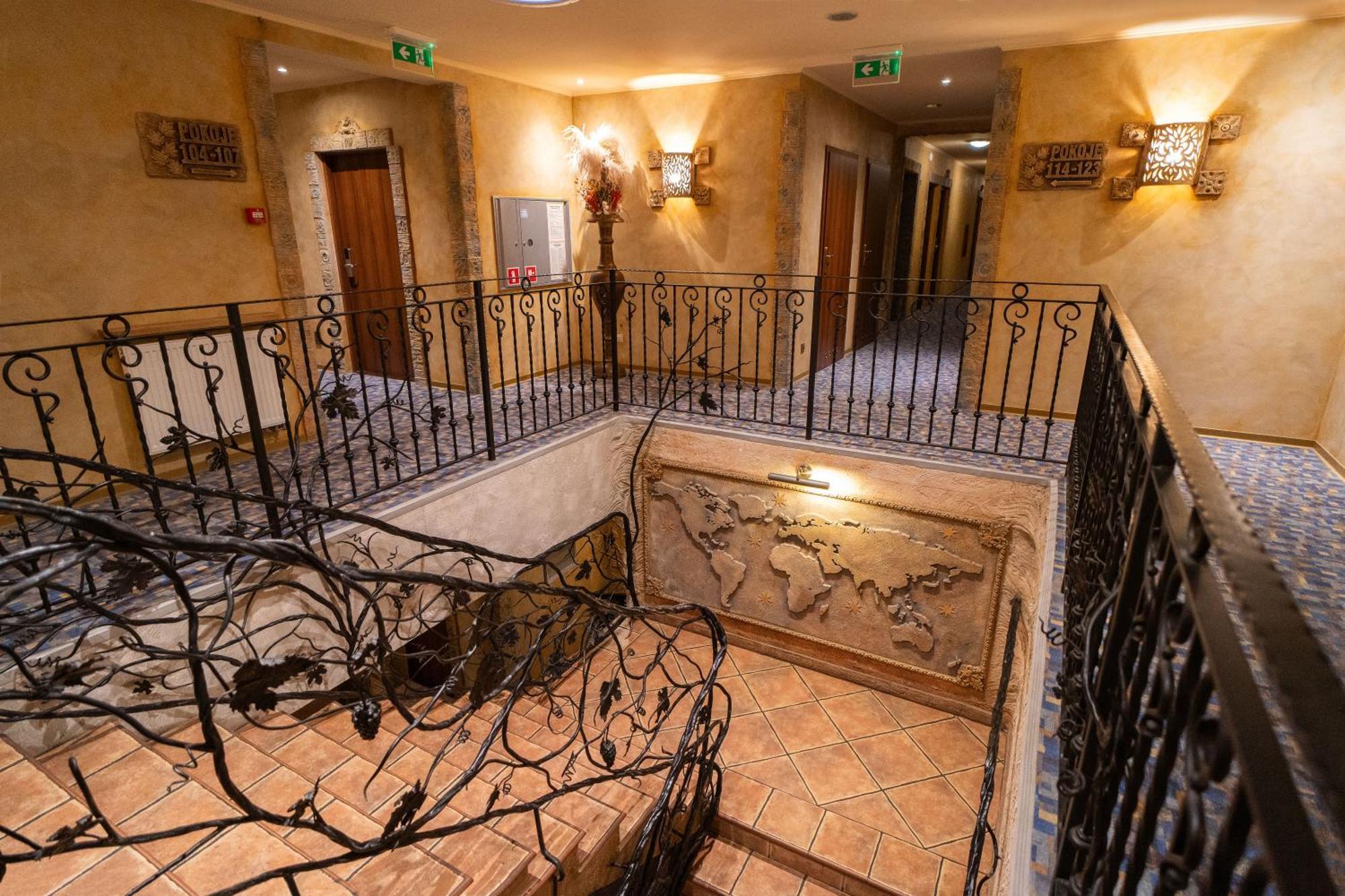 Hotel Ksiecia Jozefa Poznań Esterno foto