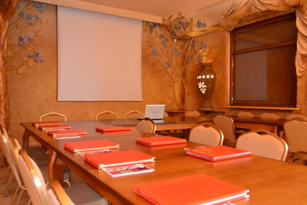 Hotel Ksiecia Jozefa Poznań Esterno foto